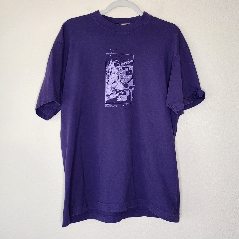 Apari x Trash Taste Connor Anime Podcast Merch Glitch Tee M